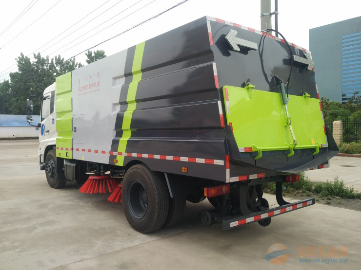 國五東風天錦掃路車