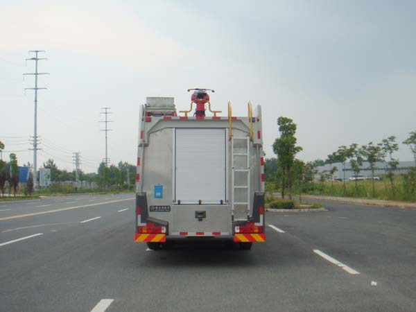 斯太爾后雙橋水罐消防車