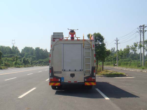 斯太爾單橋泡沫消防車